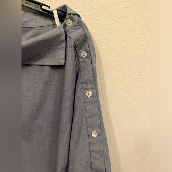 Aritzia Babaton off -one shoulder chambray top - Picture 8 of 12